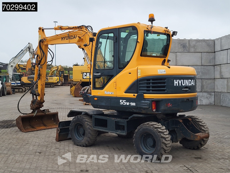 Hyundai Robex 55W-9A EPA - Pelle sur pneus: photos 5 Hyundai Robex 55W-9A EPA - Pelle sur pneus: photos 5