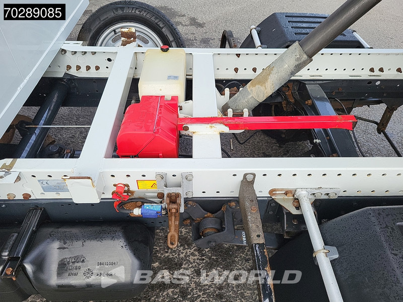 Utilitaire benne Iveco Daily 35C16 Kipper met Kraan Dubbellucht 3,5t Trekhaak Airco Cruise Camera Euro6 Crane Kran Kranwagen 2m3 A/C Towbar Cruise control: photos 10
