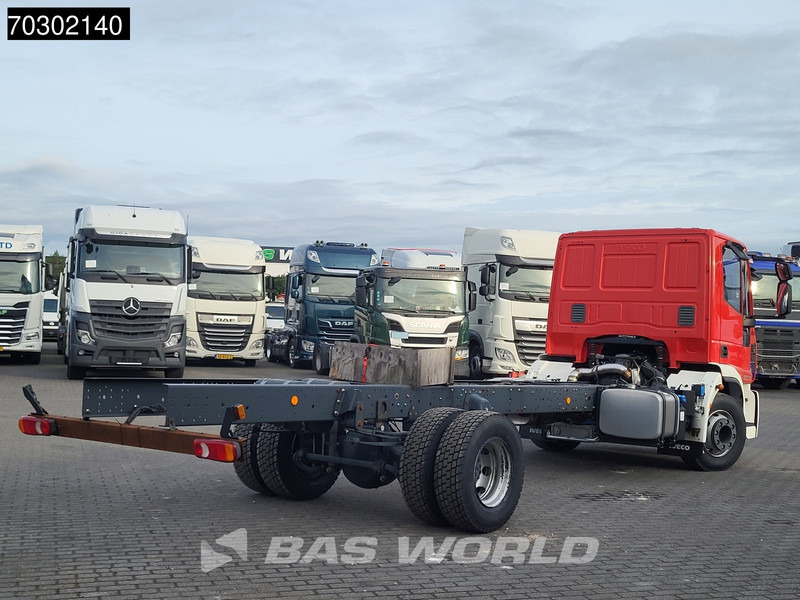Iveco Eurocargo 160E320 4X2 NEW! 16T chassis 2016 production Euro 6 - Châssis cabine: photos 5 Iveco Eurocargo 160E320 4X2 NEW! 16T chassis 2016 production Euro 6 - Châssis cabine: photos 5