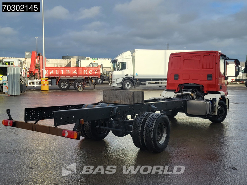 Iveco Eurocargo 160E320 4X2 NEW! 16T chassis 2016 production Euro 6 - Châssis cabine: photos 5 Iveco Eurocargo 160E320 4X2 NEW! 16T chassis 2016 production Euro 6 - Châssis cabine: photos 5