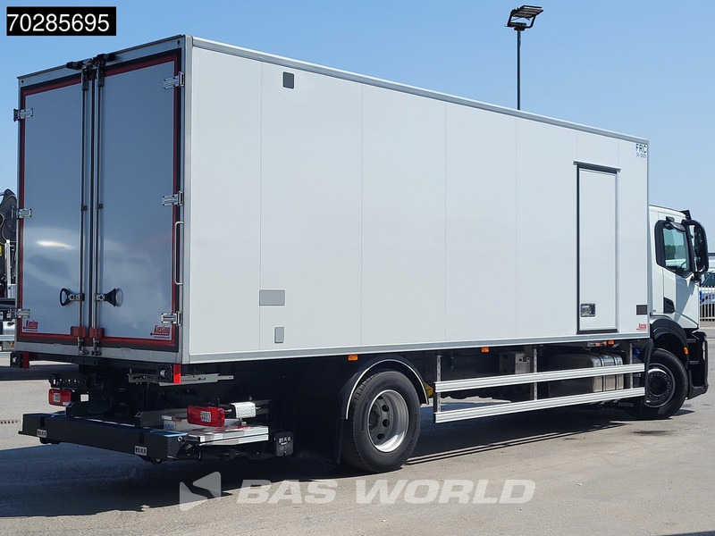 Iveco S-Way 400 4X2 NEW! 19t Thermo King T-1200 ATP Automatic 2000kg Ladebordwand Euro 6 - Camion frigorifique: photos 5 Iveco S-Way 400 4X2 NEW! 19t Thermo King T-1200 ATP Automatic 2000kg Ladebordwand Euro 6 - Camion frigorifique: photos 5