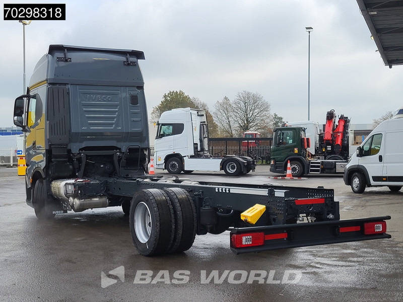 Iveco S-Way 460 4X2 NEW! Chassis FULL AIR ACC LED Euro 6 - Châssis cabine: photos 2 Iveco S-Way 460 4X2 NEW! Chassis FULL AIR ACC LED Euro 6 - Châssis cabine: photos 2