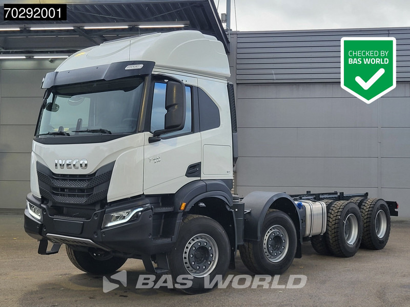 Iveco T-WAY 510 8X4 NEW! Retarder Big-Axle Steelsuspension LED Euro 6 - Châssis cabine: photos 1 Iveco T-WAY 510 8X4 NEW! Retarder Big-Axle Steelsuspension LED Euro 6 - Châssis cabine: photos 1