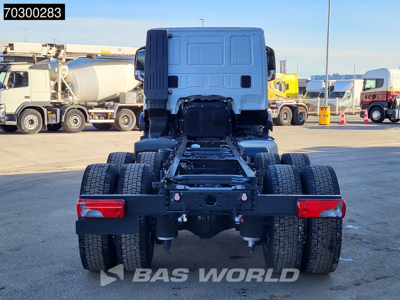 Iveco X-Way 500 X-Way 6X4 NEW 6x4 chassis Sleepercab Rear Air suspension Automatic Euro 6 - Châssis cabine: photos 3 Iveco X-Way 500 X-Way 6X4 NEW 6x4 chassis Sleepercab Rear Air suspension Automatic Euro 6 - Châssis cabine: photos 3