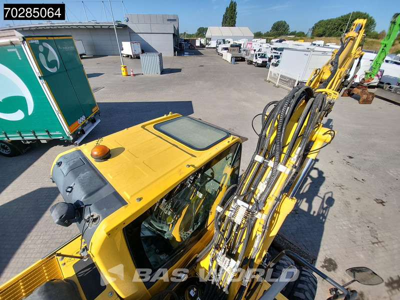Pelle sur pneus Komatsu PW148 -8: photos 16