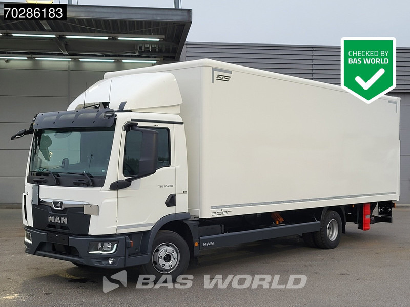 MAN TGL 12.220 4X2 NEW! 12tonner Automatic 1500kg Ladebordwand Navi Euro 6 - Camion fourgon: photos 1 MAN TGL 12.220 4X2 NEW! 12tonner Automatic 1500kg Ladebordwand Navi Euro 6 - Camion fourgon: photos 1