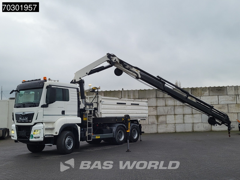 MAN TGS 33.420 6X6 Palfinger PK33002 EH Crane 12m3 tipper Manual Retarder Big-Axle Euro 6 - Camion benne, Camion grue: photos 2 MAN TGS 33.420 6X6 Palfinger PK33002 EH Crane 12m3 tipper Manual Retarder Big-Axle Euro 6 - Camion benne, Camion grue: photos 2