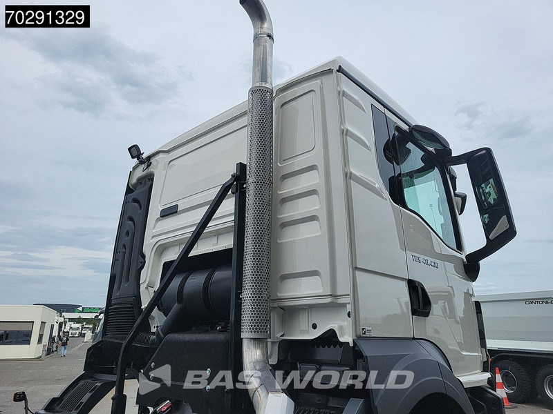 MAN TGS 40.400 6X4 NEW 6x4 chassis PTO Preparation Steelsuspension Big-Axle Automatic Euro 2 - Châssis cabine: photos 3 MAN TGS 40.400 6X4 NEW 6x4 chassis PTO Preparation Steelsuspension Big-Axle Automatic Euro 2 - Châssis cabine: photos 3