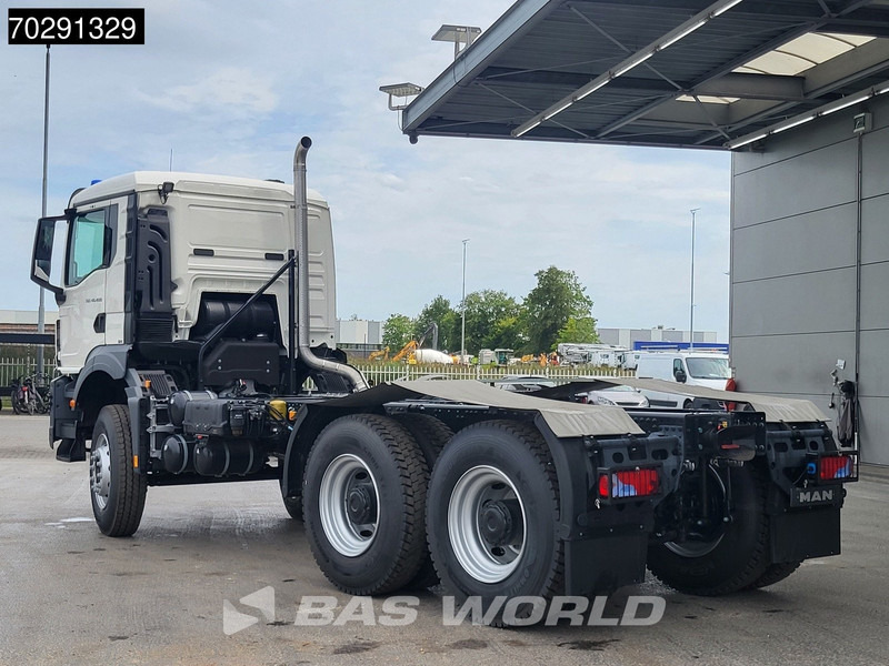 MAN TGS 40.400 6X4 NEW 6x4 chassis PTO Preparation Steelsuspension Big-Axle Automatic Euro 2 - Châssis cabine: photos 2 MAN TGS 40.400 6X4 NEW 6x4 chassis PTO Preparation Steelsuspension Big-Axle Automatic Euro 2 - Châssis cabine: photos 2