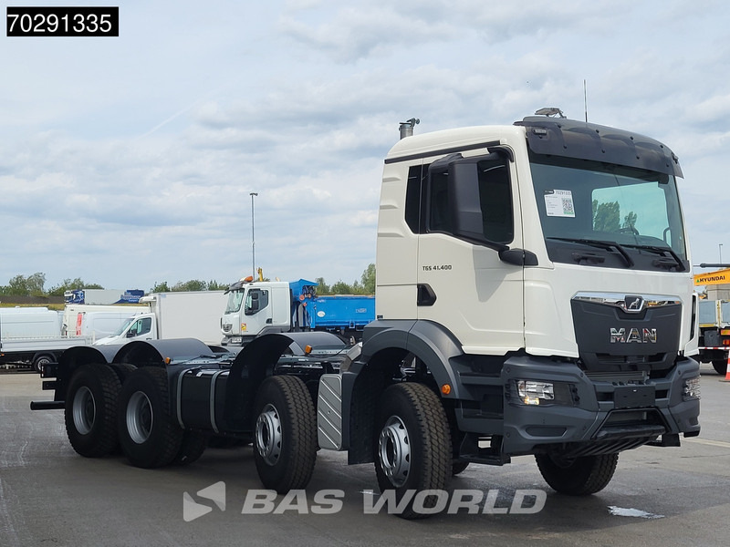 MAN TGS 41.400 8X4 New 8x4 chassis Engine PTO Steelsuspension Big-Axle Manual Euro 2 - Châssis cabine: photos 3 MAN TGS 41.400 8X4 New 8x4 chassis Engine PTO Steelsuspension Big-Axle Manual Euro 2 - Châssis cabine: photos 3