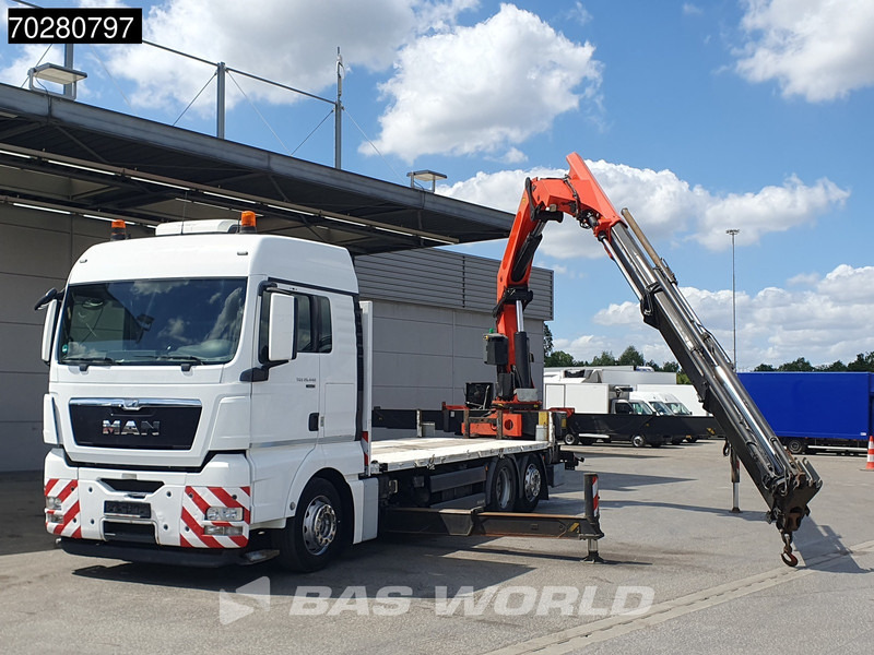 MAN TGX 26.440 6X2 Palfinger PK 53002 SH Kran Crane Steering Axle Automatic Euro 5 - Camion plateau, Camion grue: photos 5 MAN TGX 26.440 6X2 Palfinger PK 53002 SH Kran Crane Steering Axle Automatic Euro 5 - Camion plateau, Camion grue: photos 5