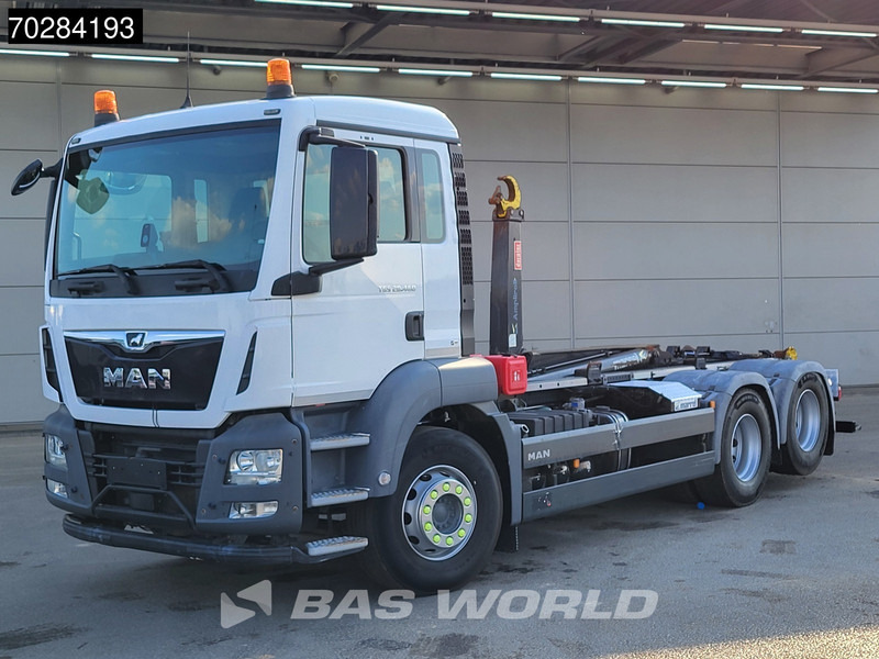 MAN TGX 28.460 6X2 MARREL AL20 S56 Hooklift Liftaxle Automatic Euro 6 - Camion ampliroll: photos 3 MAN TGX 28.460 6X2 MARREL AL20 S56 Hooklift Liftaxle Automatic Euro 6 - Camion ampliroll: photos 3