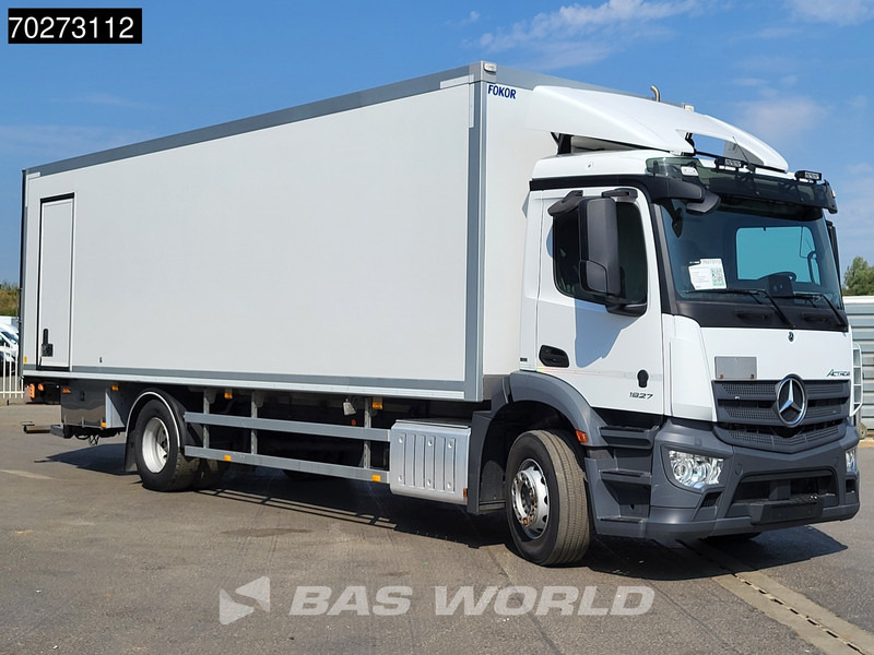 Mercedes-Benz Actros 1827 4X2 2.000kg Ladebordwand Automatic Xenon ClassicSpace Euro 6 - Camion fourgon: photos 3 Mercedes-Benz Actros 1827 4X2 2.000kg Ladebordwand Automatic Xenon ClassicSpace Euro 6 - Camion fourgon: photos 3