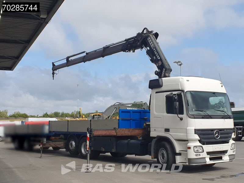 Camion plateau, Camion grue Mercedes-Benz Actros 2532 6X2 Fassi F330D3 Crane Kran Lift+steering Axle 3-Pedals Euro 3: photos 6