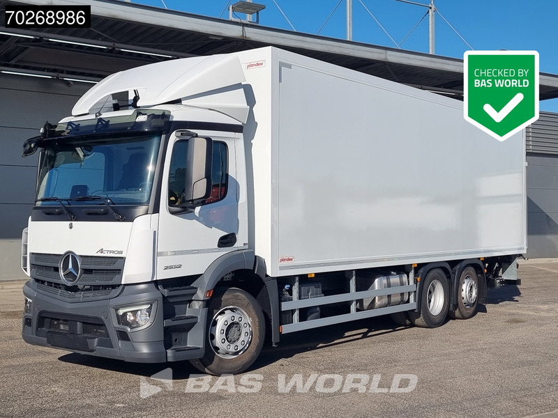 Mercedes-Benz Actros 2532 6X2 NEW 2000kg Ladebordwand Navi Lenkachse Euro 6 - Camion fourgon: photos 1 Mercedes-Benz Actros 2532 6X2 NEW 2000kg Ladebordwand Navi Lenkachse Euro 6 - Camion fourgon: photos 1