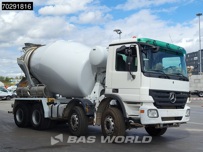 Mercedes-Benz Actros 3236 8X4 9M3 Stetter Mixer Big-Axle 3-Pedals Steelsuspension Euro 3 - Camion malaxeur: photos 3 Mercedes-Benz Actros 3236 8X4 9M3 Stetter Mixer Big-Axle 3-Pedals Steelsuspension Euro 3 - Camion malaxeur: photos 3