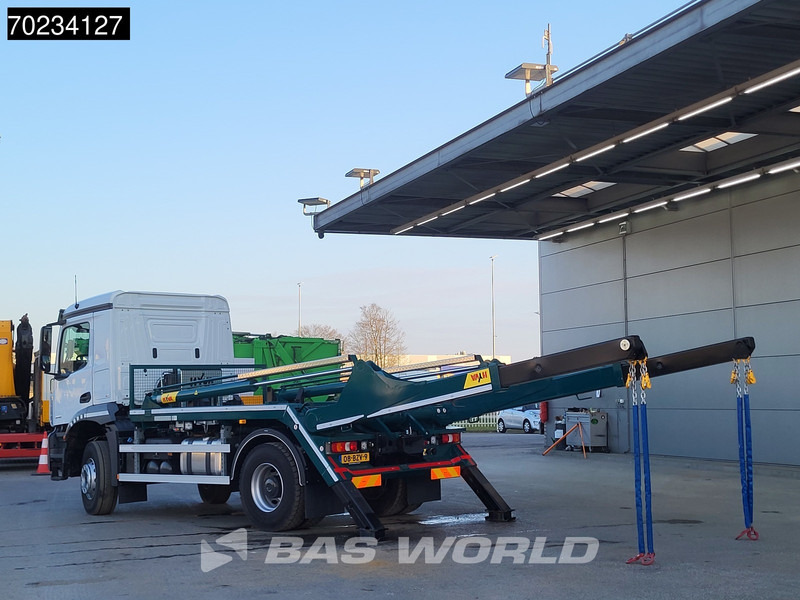 Mercedes-Benz Arocs 2136 4X2 NEW! NL-Truck 12Tons HYVA Lift Automatic Full Steelsuspension - Camion multibenne: photos 2 Mercedes-Benz Arocs 2136 4X2 NEW! NL-Truck 12Tons HYVA Lift Automatic Full Steelsuspension - Camion multibenne: photos 2