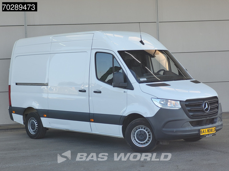 Mercedes-Benz Sprinter 315 CDI Automaat L2H2 150PK Airco Cruise Camera MBUX CarPlay Euro6 L2 12m3 A/C Cruise control - Fourgon utilitaire: photos 3 Mercedes-Benz Sprinter 315 CDI Automaat L2H2 150PK Airco Cruise Camera MBUX CarPlay Euro6 L2 12m3 A/C Cruise control - Fourgon utilitaire: photos 3