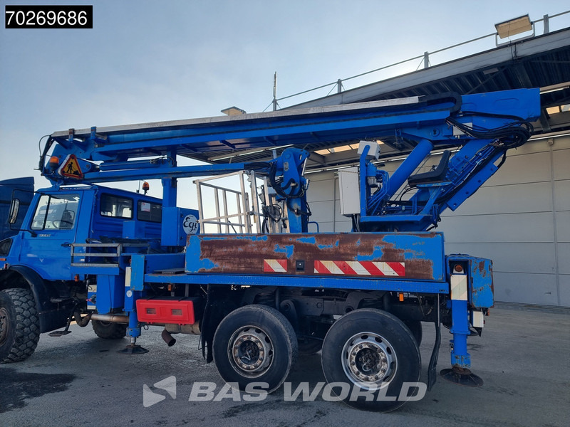 Mercedes-Benz Unimog 6X6 Unimog Engin EGI TP 226 hubarbeitsbühne Manual Euro 2 - Camion grue: photos 3 Mercedes-Benz Unimog 6X6 Unimog Engin EGI TP 226 hubarbeitsbühne Manual Euro 2 - Camion grue: photos 3