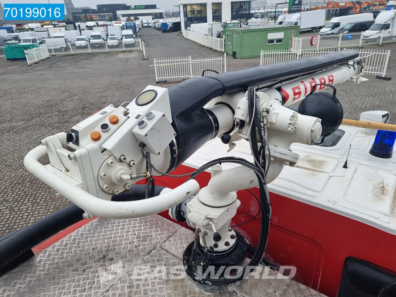 Renault 6X6 Renault-Thomas Sides Fire truck crew cabin Euro 2 - Camion de pompier: photos 5 Renault 6X6 Renault-Thomas Sides Fire truck crew cabin Euro 2 - Camion de pompier: photos 5