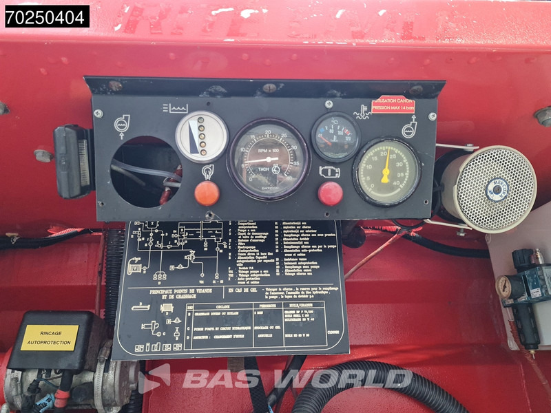 Camion de pompier Renault CCFS 6000 4X4 Renault Thomas Sides 6000 Ltr 4x4 Euro 5: photos 11