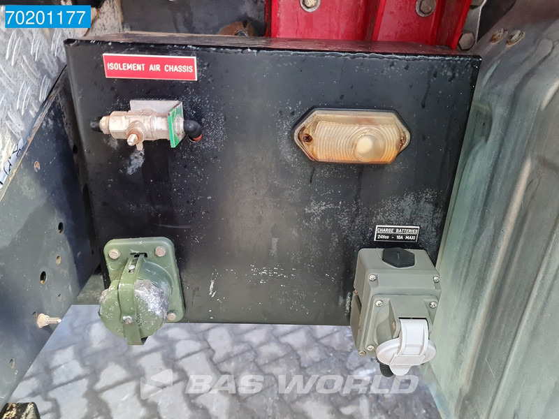 Camion de pompier Renault CCFS 6000 4X4 Renault Thomas Sides 6000ltr 4x4 Euro 5: photos 14