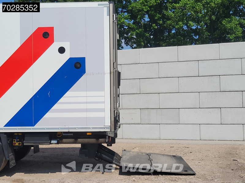 Semi-remorque frigorifique Schmitz Cargobull Thermo King SLXE 400 TUV 02/26 Doppelverdampfer Ladebordwand Blumenbreit Liftachse: photos 18