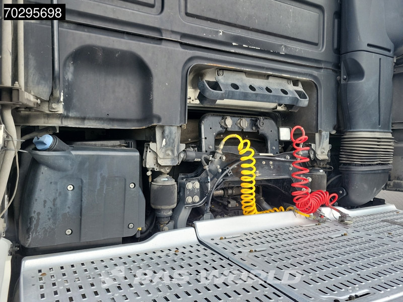 DAF XF 460 XF 4X2 SSC Retarder 2xTanks ACC Euro 6 - Tracteur routier: photos 5 DAF XF 460 XF 4X2 SSC Retarder 2xTanks ACC Euro 6 - Tracteur routier: photos 5