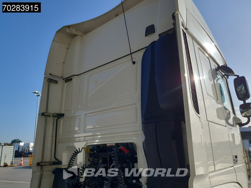 DAF XF 530 4X2 Retarder Compressor Standklima PTO - Tracteur routier: photos 5 DAF XF 530 4X2 Retarder Compressor Standklima PTO - Tracteur routier: photos 5