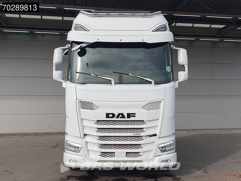 Tracteur routier DAF XG+ 530 4X2 Standklima ACC Euro 6: photos 9