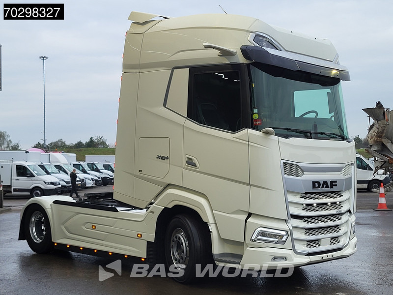 DAF XG+ 530 4X2 Top Condition! XG+ Retarder 2xTanks Leather Alcoa's Standklima ACC Euro 6 - Tracteur routier: photos 3 DAF XG+ 530 4X2 Top Condition! XG+ Retarder 2xTanks Leather Alcoa's Standklima ACC Euro 6 - Tracteur routier: photos 3