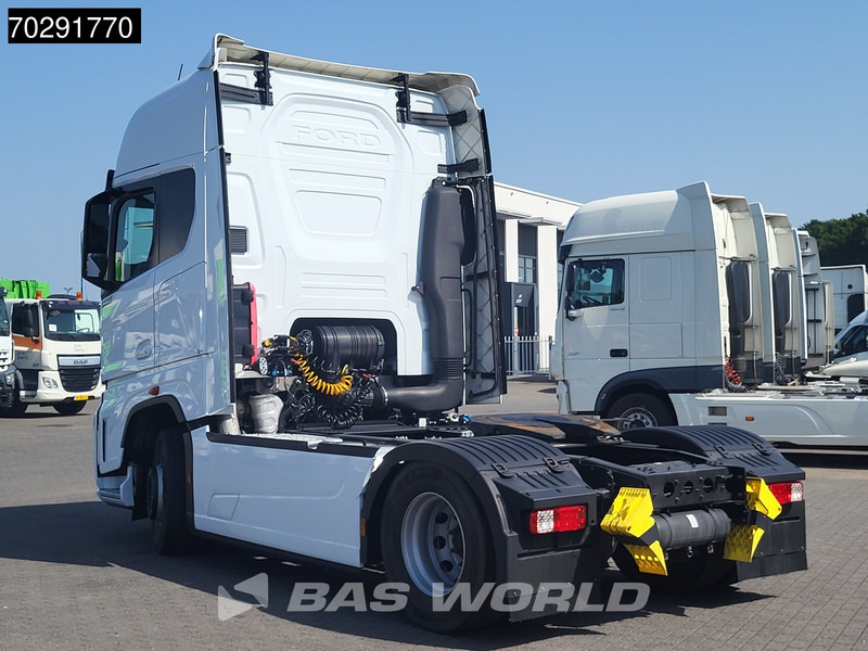 Ford F-Max 500 4X2 Retarder Standairco 2xTanks Navi ACC Euro 6 - Tracteur routier: photos 2 Ford F-Max 500 4X2 Retarder Standairco 2xTanks Navi ACC Euro 6 - Tracteur routier: photos 2
