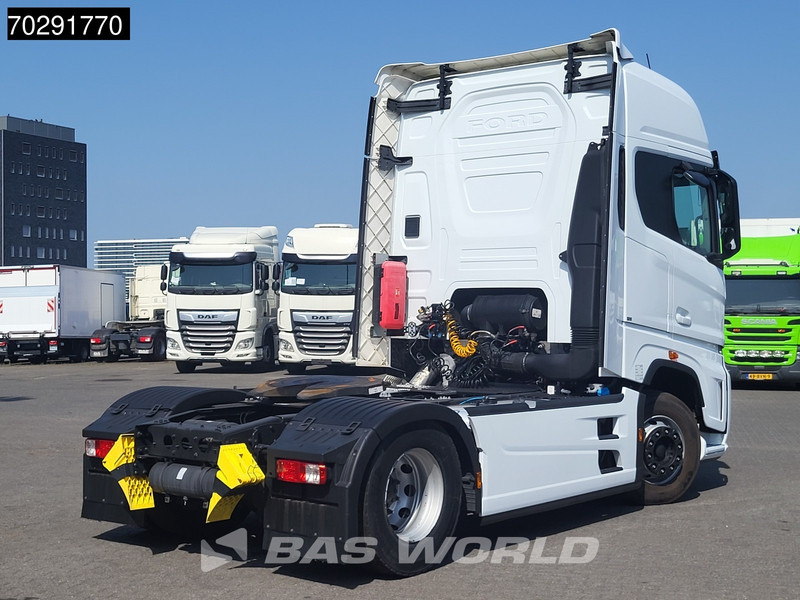 Ford F-Max 500 4X2 Retarder Standairco 2xTanks Navi ACC Euro 6 - Tracteur routier: photos 5 Ford F-Max 500 4X2 Retarder Standairco 2xTanks Navi ACC Euro 6 - Tracteur routier: photos 5