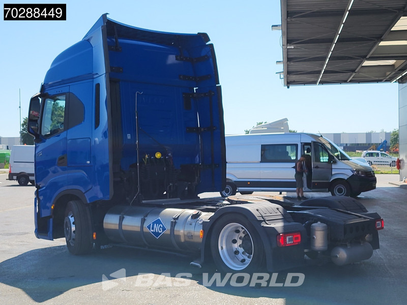 Iveco S-Way 460 4X2 LNG! Retarder Mega 2xTanks Navi ACC LED Euro 6 - Tracteur routier: photos 2 Iveco S-Way 460 4X2 LNG! Retarder Mega 2xTanks Navi ACC LED Euro 6 - Tracteur routier: photos 2