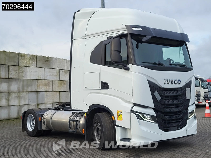 Iveco S-Way 460 S-Way 4X2 LNG Retarder 2X Tanks - Tracteur routier: photos 3 Iveco S-Way 460 S-Way 4X2 LNG Retarder 2X Tanks - Tracteur routier: photos 3