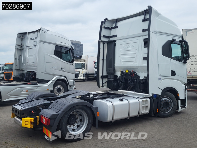 Iveco S-Way 480 4X2 Mega Retarder Standklima 2xTanks Navi ACC LED Euro 6 - Tracteur routier: photos 5 Iveco S-Way 480 4X2 Mega Retarder Standklima 2xTanks Navi ACC LED Euro 6 - Tracteur routier: photos 5