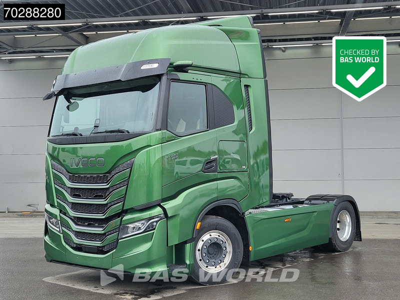 Iveco S-Way 500 4X2 2024! 2xTanks Standairco Alcoa's Navi ACC Euro 6 - Tracteur routier: photos 1 Iveco S-Way 500 4X2 2024! 2xTanks Standairco Alcoa's Navi ACC Euro 6 - Tracteur routier: photos 1