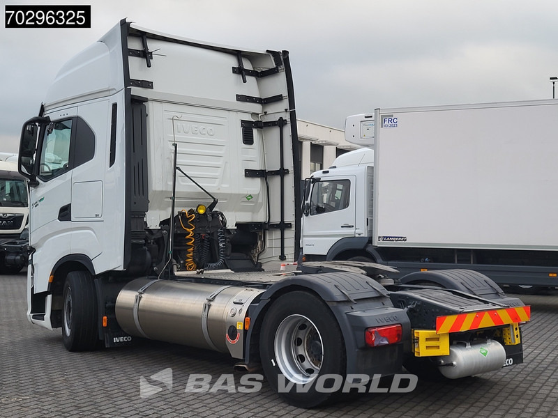 Iveco S-Way S-Way 4X2 LNG Retarder 2X Tanks - Tracteur routier: photos 5 Iveco S-Way S-Way 4X2 LNG Retarder 2X Tanks - Tracteur routier: photos 5