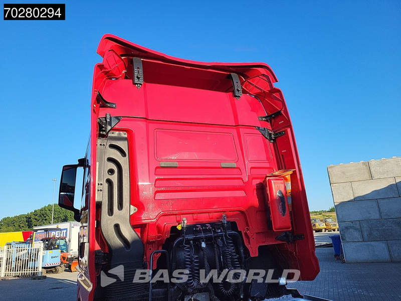 MAN TGX 18.430 4X2 GM Mega Retarder 2x Tanks Standklima - Tracteur routier: photos 5 MAN TGX 18.430 4X2 GM Mega Retarder 2x Tanks Standklima - Tracteur routier: photos 5