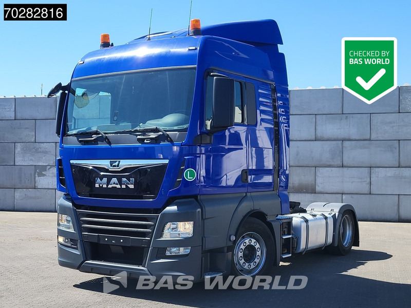 MAN TGX 18.460 4X2 XLX Mega Retarder 2x Tanks Standklima - Tracteur routier: photos 1 MAN TGX 18.460 4X2 XLX Mega Retarder 2x Tanks Standklima - Tracteur routier: photos 1