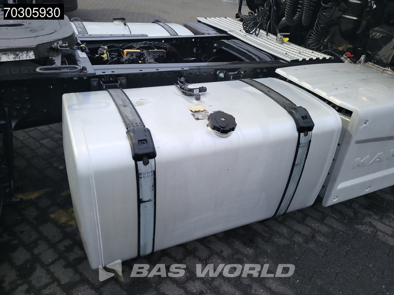 Tracteur routier MAN TGX 18.470 4X2 GX 2xTanks 70% Tyres: photos 15