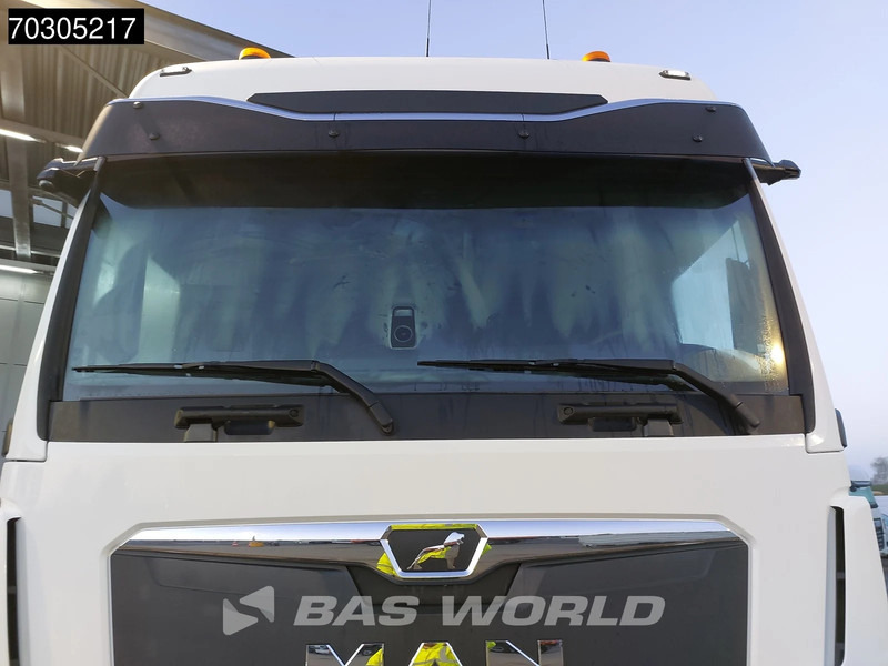 Tracteur routier MAN TGX 18.520 4X2 NEW! GX Retarder 2x Tanks Alcoa Standklima MirrorCam Navi LED: photos 11 Tracteur routier MAN TGX 18.520 4X2 NEW! GX Retarder 2x Tanks Alcoa Standklima MirrorCam Navi LED: photos 11