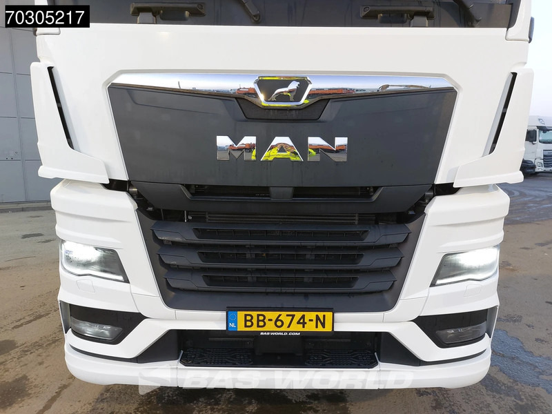 Tracteur routier MAN TGX 18.520 4X2 NEW! GX Retarder 2x Tanks Alcoa Standklima MirrorCam Navi LED: photos 10 Tracteur routier MAN TGX 18.520 4X2 NEW! GX Retarder 2x Tanks Alcoa Standklima MirrorCam Navi LED: photos 10