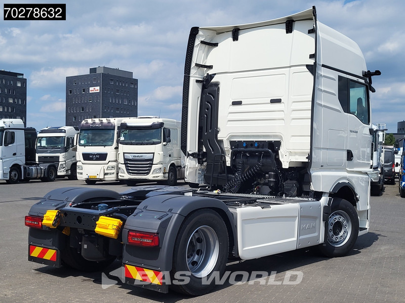 MAN TGX 18.520 4X2 Retarder 2xTanks MirrorCam Standklima ACC Navi LED Euro 6 Nieuw! - Tracteur routier: photos 5 MAN TGX 18.520 4X2 Retarder 2xTanks MirrorCam Standklima ACC Navi LED Euro 6 Nieuw! - Tracteur routier: photos 5