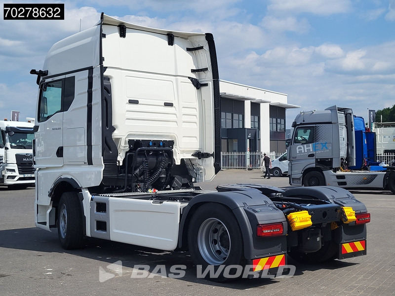 MAN TGX 18.520 4X2 Retarder 2xTanks MirrorCam Standklima ACC Navi LED Euro 6 Nieuw! - Tracteur routier: photos 2 MAN TGX 18.520 4X2 Retarder 2xTanks MirrorCam Standklima ACC Navi LED Euro 6 Nieuw! - Tracteur routier: photos 2