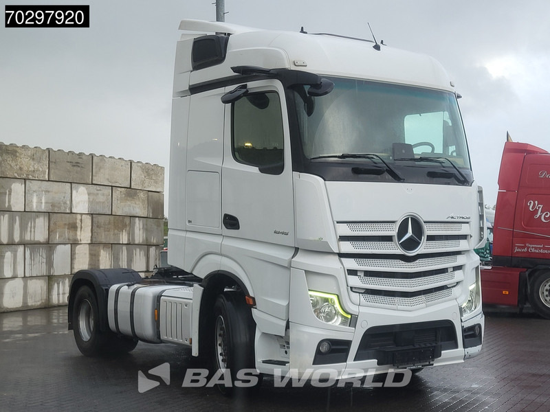 Mercedes-Benz Actros 1845 4X2 StreamSpace 2xTanks Standairco MirrorCam Navi PPC Euro 6 - Tracteur routier: photos 3 Mercedes-Benz Actros 1845 4X2 StreamSpace 2xTanks Standairco MirrorCam Navi PPC Euro 6 - Tracteur routier: photos 3