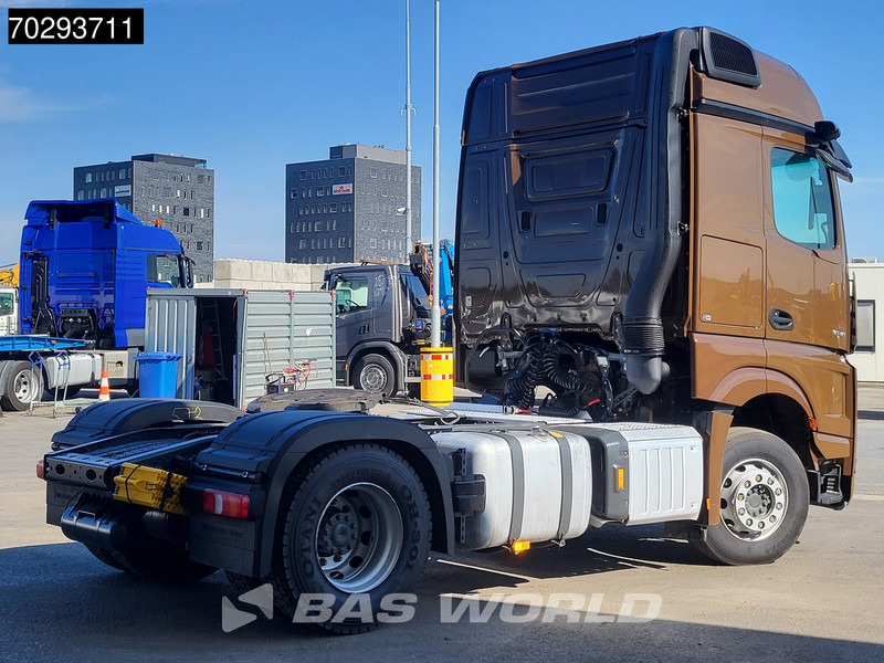 Mercedes-Benz Actros 1848 4X2 BigSpace Retarder 2x Tanks Standairco MirrorCam Navi ACC Euro 6 - Tracteur routier: photos 5 Mercedes-Benz Actros 1848 4X2 BigSpace Retarder 2x Tanks Standairco MirrorCam Navi ACC Euro 6 - Tracteur routier: photos 5