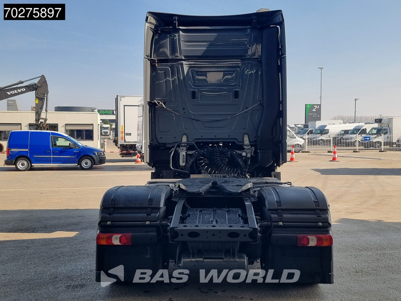 Mercedes-Benz Actros 1851 4X2 BigSpace 2x Tanks - Tracteur routier: photos 3 Mercedes-Benz Actros 1851 4X2 BigSpace 2x Tanks - Tracteur routier: photos 3