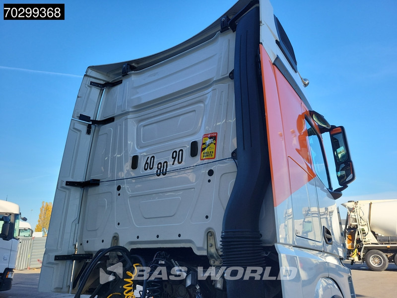 Mercedes-Benz Actros 1851 4X2 BigSpace Retarder Hydraulik Euro 6 - Tracteur routier: photos 5 Mercedes-Benz Actros 1851 4X2 BigSpace Retarder Hydraulik Euro 6 - Tracteur routier: photos 5
