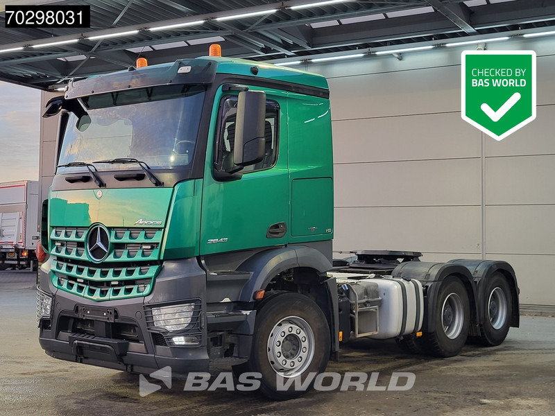 Mercedes-Benz Arocs 2843 Arocs 6X4 ClassicSpace Big-Axle Navi Euro 6 - Tracteur routier: photos 1 Mercedes-Benz Arocs 2843 Arocs 6X4 ClassicSpace Big-Axle Navi Euro 6 - Tracteur routier: photos 1